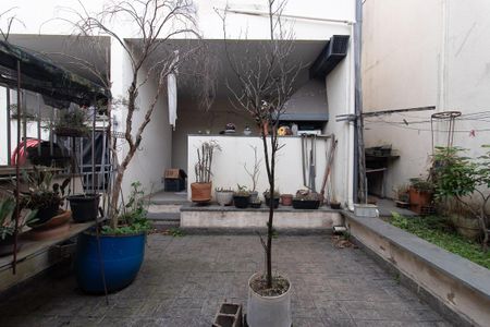 Casa para alugar com 219m², 3 quartos e 3 vagas Casa para alugar com 219m², 3 quartos e 3 vagasQuintal