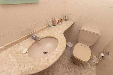 Casa para alugar com 219m², 3 quartos e 3 vagas Casa para alugar com 219m², 3 quartos e 3 vagasLavabo