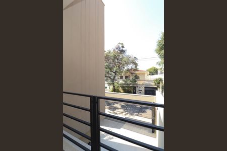 Casa à venda com 340m², 4 quartos e 4 vagas Casa à venda com 340m², 4 quartos e 4 vagasVaranda da Suíte 3