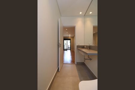 Casa à venda com 340m², 4 quartos e 4 vagas Casa à venda com 340m², 4 quartos e 4 vagasBanheiro da Suíte 3