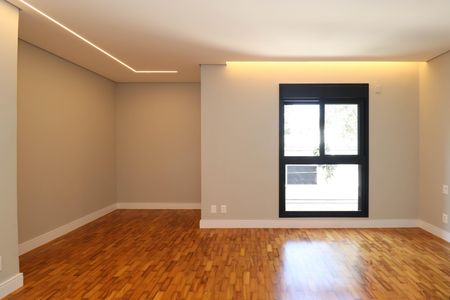 Casa à venda com 340m², 4 quartos e 4 vagas Casa à venda com 340m², 4 quartos e 4 vagasSuíte 2