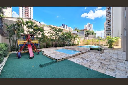 Apartamento para alugar com 260m², 5 quartos e 2 vagasÁrea comum - Playground