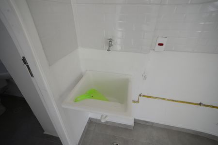 Apartamento à venda com 49m², 2 quartos e sem vagaCozinha e Área de Serviço
