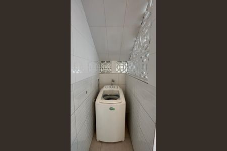 Casa à venda com 191m², 3 quartos e 3 vagasÁrea de Serviço