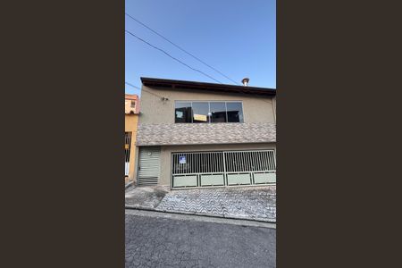 Casa à venda com 191m², 3 quartos e 3 vagasFachada
