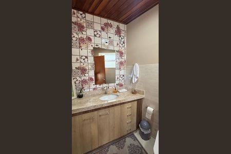 Casa à venda com 191m², 3 quartos e 3 vagasLavabo da Sala