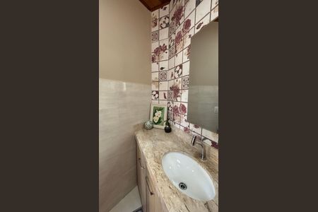 Casa à venda com 191m², 3 quartos e 3 vagasLavabo da Sala