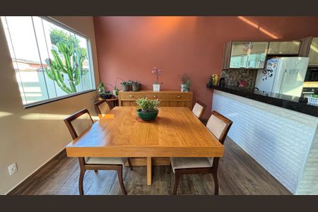 Casa à venda com 191m², 3 quartos e 3 vagasCozinha