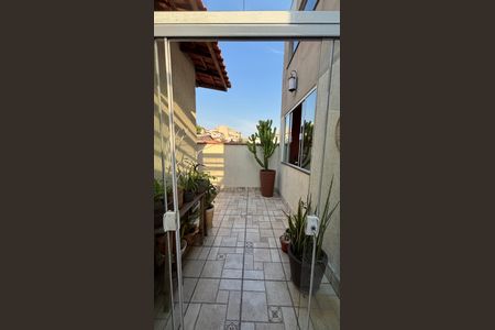 Casa à venda com 191m², 3 quartos e 3 vagasQuintal