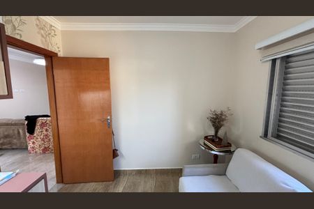 Casa à venda com 191m², 3 quartos e 3 vagasEscritório
