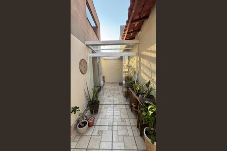 Casa à venda com 191m², 3 quartos e 3 vagasQuintal