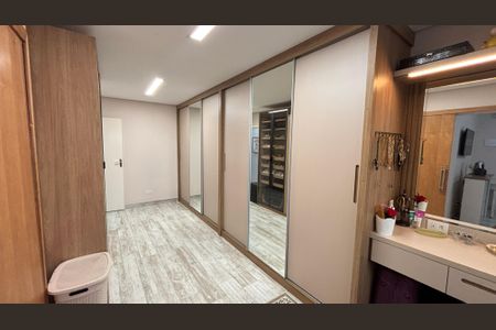 Casa à venda com 191m², 3 quartos e 3 vagasCloset da Suíte 2