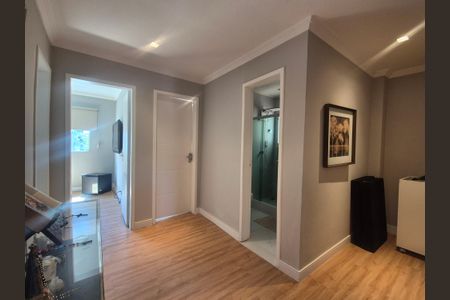 Casa de condomínio à venda com 195m², 3 quartos e 1 vaga Casa de condomínio à venda com 195m², 3 quartos e 1 vagaHall