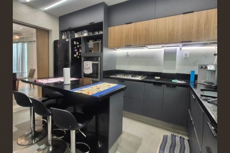 Casa de condomínio à venda com 195m², 3 quartos e 1 vaga Casa de condomínio à venda com 195m², 3 quartos e 1 vagaCozinha