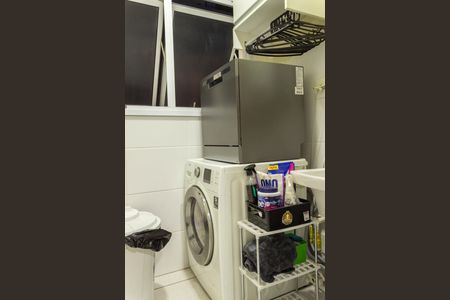 Apartamento à venda com 56m², 2 quartos e 1 vaga Apartamento à venda com 56m², 2 quartos e 1 vagaÁrea de Serviço