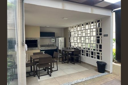 Apartamento para alugar com 35m², 2 quartos e sem vagaÁrea comum - Churrasqueira