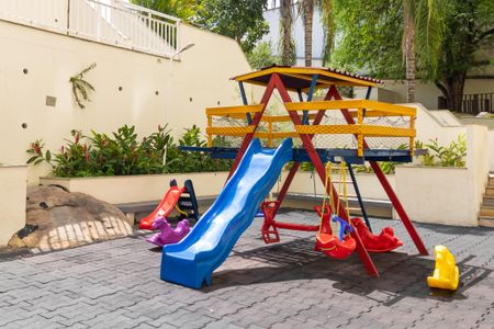 Apartamento à venda com 67m², 3 quartos e 1 vagaÁrea comum - Playground