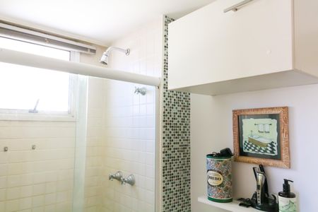 Apartamento à venda com 67m², 3 quartos e 1 vagaBanheiro da Suite 2