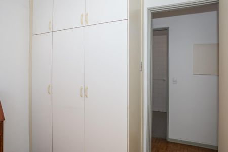 Apartamento à venda com 83m², 3 quartos e 1 vagaQuarto 2