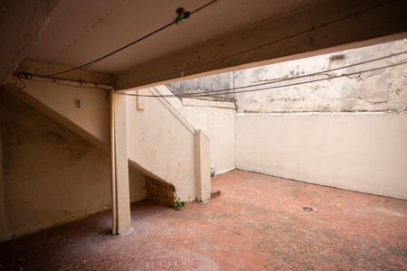 Casa à venda com 140m², 2 quartos e 1 vaga Casa à venda com 140m², 2 quartos e 1 vagaQuintal