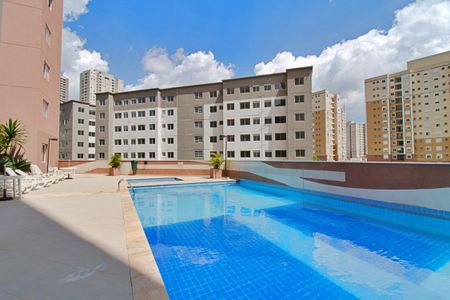 Apartamento para alugar com 55m², 2 quartos e 1 vagaÁrea comum - Piscina