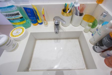 Apartamento à venda com 55m², 2 quartos e 1 vaga Apartamento à venda com 55m², 2 quartos e 1 vagaBanheiro