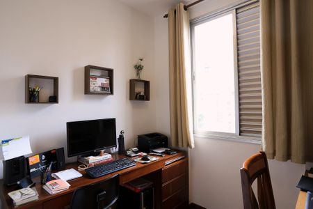 Apartamento à venda com 138m², 3 quartos e 1 vagaQuarto