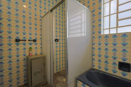 Casa à venda com 403m², 5 quartos e 4 vagasBanheiro