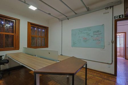 Casa à venda com 403m², 5 quartos e 4 vagasQuarto 2