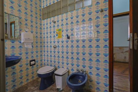 Casa à venda com 403m², 5 quartos e 4 vagasBanheiro