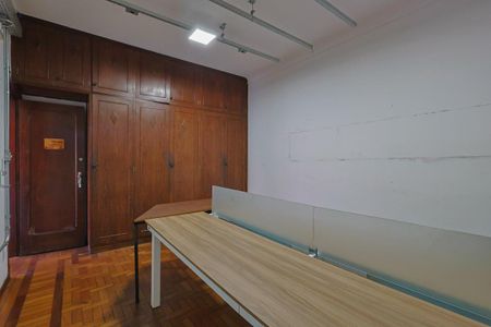 Casa à venda com 403m², 5 quartos e 4 vagasQuarto 2