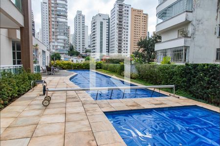 Apartamento à venda com 213m², 3 quartos e 3 vagas Apartamento à venda com 213m², 3 quartos e 3 vagasÁrea comum
