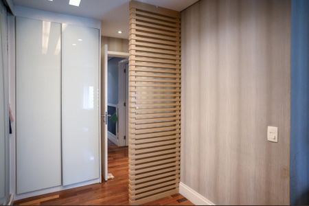 Apartamento à venda com 213m², 3 quartos e 3 vagas Apartamento à venda com 213m², 3 quartos e 3 vagasSuíte 3