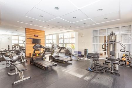 Apartamento à venda com 213m², 3 quartos e 3 vagas Apartamento à venda com 213m², 3 quartos e 3 vagasÁrea comum