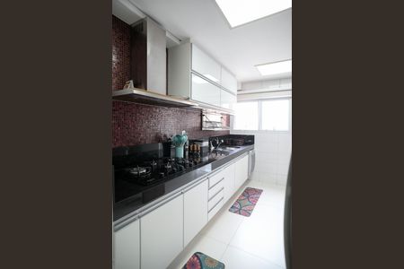 Apartamento à venda com 213m², 3 quartos e 3 vagas Apartamento à venda com 213m², 3 quartos e 3 vagasCozinha