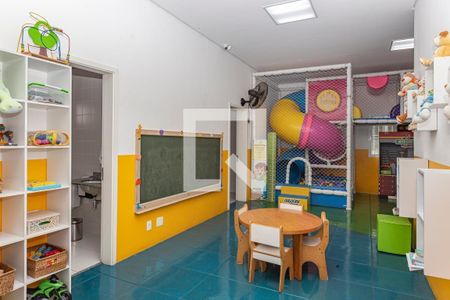 Apartamento à venda com 213m², 3 quartos e 3 vagas Apartamento à venda com 213m², 3 quartos e 3 vagasÁrea comum