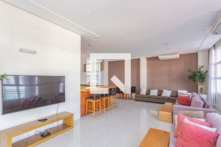 Apartamento à venda com 213m², 3 quartos e 3 vagas Apartamento à venda com 213m², 3 quartos e 3 vagasÁrea comum