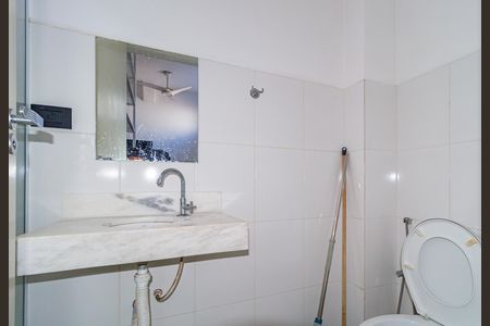Banheiro de kitnet/studio para alugar com 1 quarto, 30m² em Brás, São Paulo