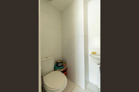 Apartamento à venda com 94m², 3 quartos e 2 vagas Apartamento à venda com 94m², 3 quartos e 2 vagasBanheiro de Serviço