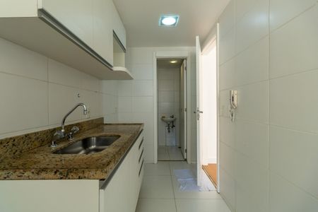 Apartamento à venda com 94m², 3 quartos e 2 vagas Apartamento à venda com 94m², 3 quartos e 2 vagasCozinha