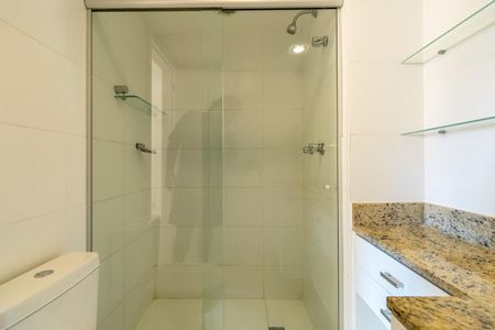 Apartamento à venda com 94m², 3 quartos e 2 vagas Apartamento à venda com 94m², 3 quartos e 2 vagasBanheiro Suite