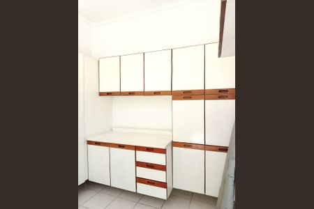 Apartamento para alugar com 144m², 2 quartos e 1 vagaÁrea de Serviço