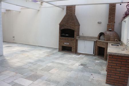 Apartamento à venda com 154m², 3 quartos e 3 vagasÁrea comum - Churrasqueira