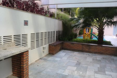 Apartamento à venda com 154m², 3 quartos e 3 vagasÁrea comum - Churrasqueira