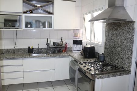 Apartamento à venda com 154m², 3 quartos e 3 vagasCozinha