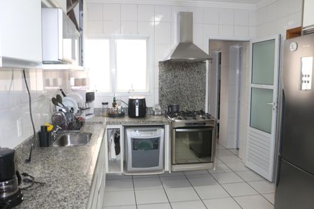 Apartamento à venda com 154m², 3 quartos e 3 vagasCozinha