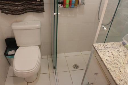 Apartamento à venda com 154m², 3 quartos e 3 vagasBanheiro da Suíte 2