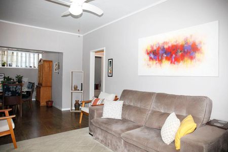 Sala de Estar de apartamento à venda com 2 quartos, 72m² em Santana, Porto Alegre