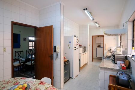 Casa à venda com 456m², 4 quartos e 5 vagasCozinha