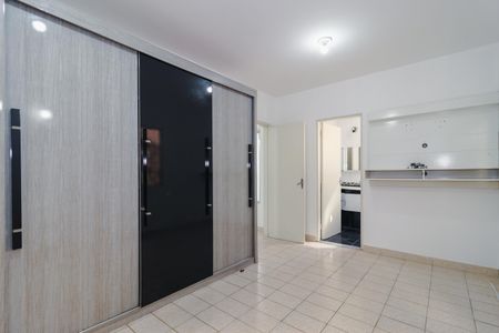 Suite de apartamento para alugar com 1 quarto, 60m² em Jardim Maria Rosa, Taboão da Serra